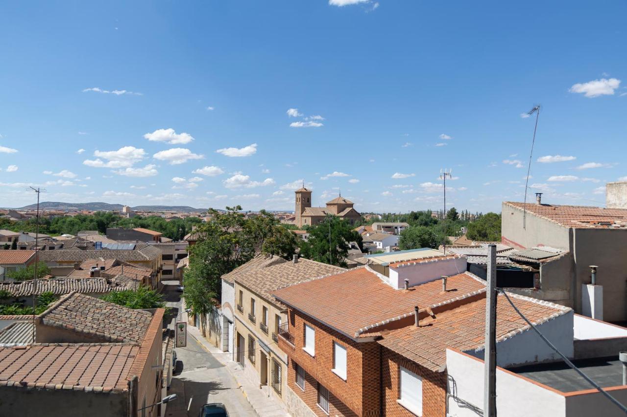 Apartamentos Oncemolinos Con Desayuno Consuegra Esterno foto