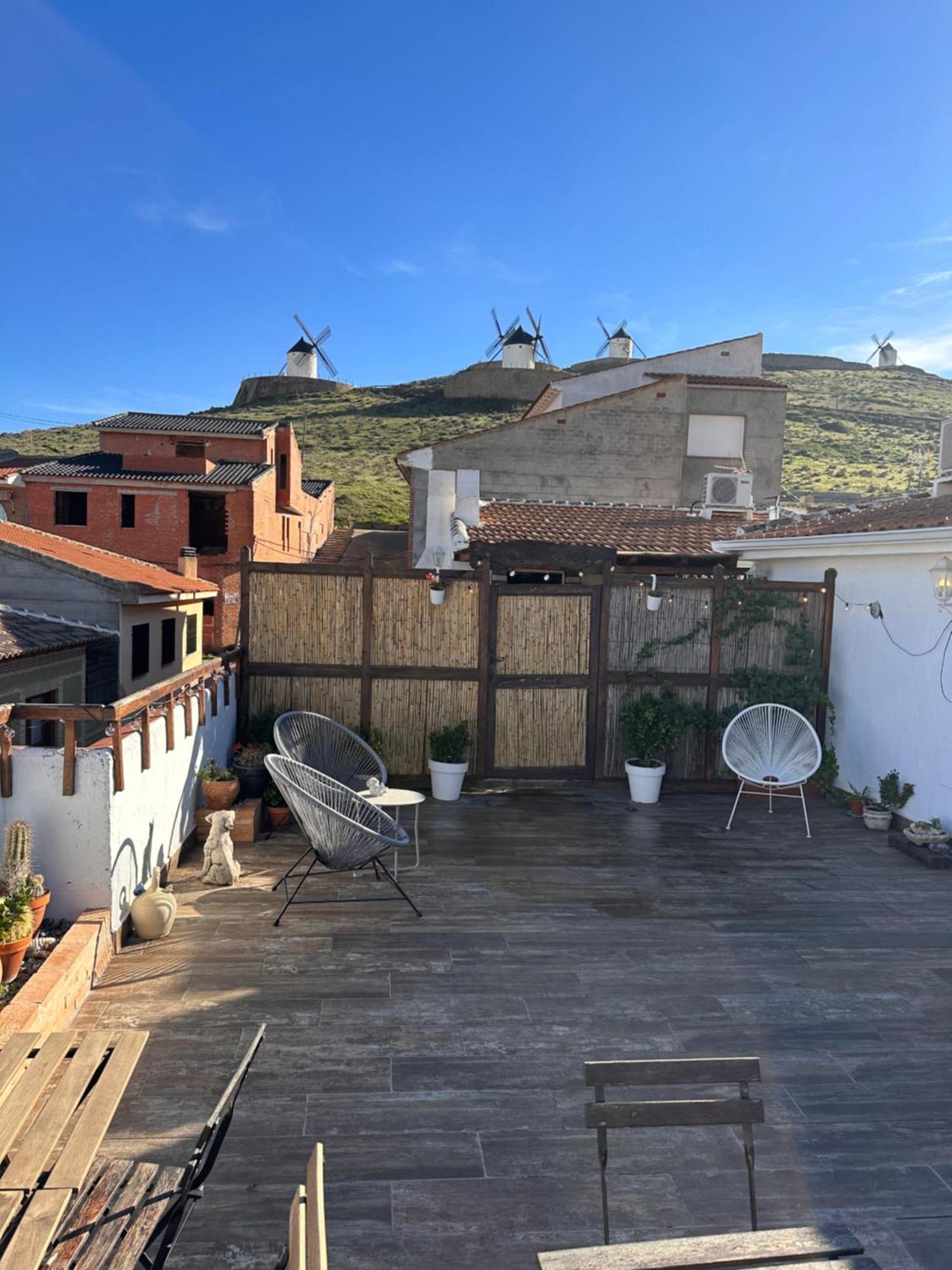 Apartamentos Oncemolinos Con Desayuno Consuegra Esterno foto